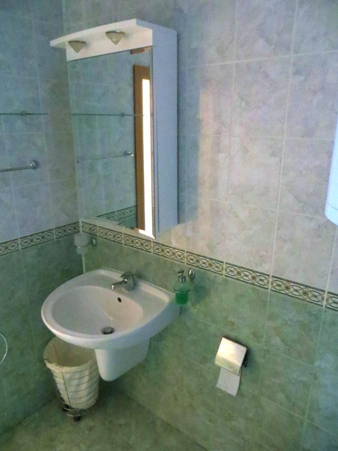 Holiday Apartment In Riviera Complex Sveti Vlas Ngoại thất bức ảnh