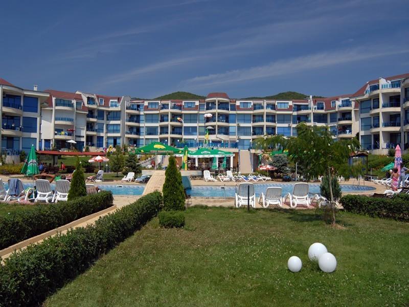 Holiday Apartment In Riviera Complex Sveti Vlas Ngoại thất bức ảnh