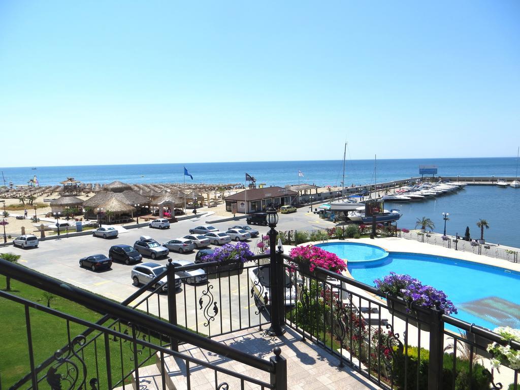Holiday Apartment In Riviera Complex Sveti Vlas Phòng bức ảnh