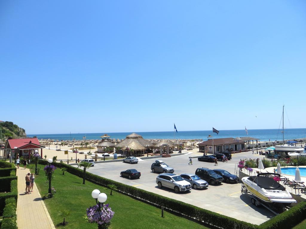 Holiday Apartment In Riviera Complex Sveti Vlas Phòng bức ảnh