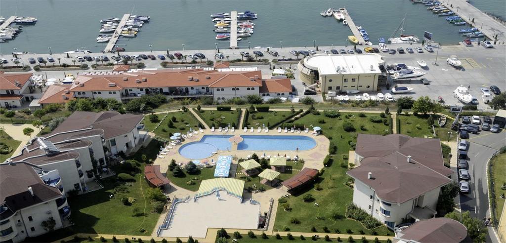 Holiday Apartment In Riviera Complex Sveti Vlas Ngoại thất bức ảnh